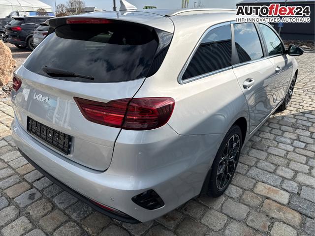 Kia / Ceed / Silber / / / 