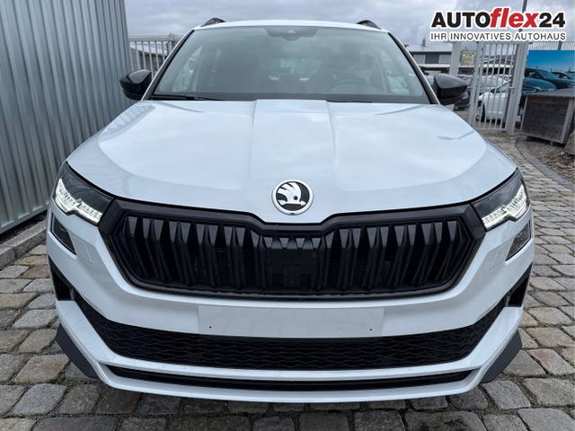 Vorlauffahrzeuge Skoda Karoq - Sportline 1,5 TSI 150 PS DSG -5 Jahre Garantie-Navi-4x Sitzheizung-Canton Sound-Anh&auml;ngerkupplung-LED-Matrix-AppleCarPlay-Android-Auto-ACC-Kessy-2-Zonen-Klimaautomatik-19''Alu-Sofort