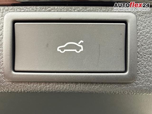 Skoda / Octavia Combi / Schwarz / / / , Beispielbilder, ggf. teilweise mit Sonderausstattung