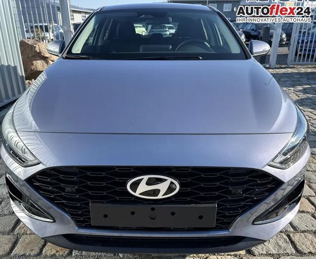 Vorlauffahrzeuge Hyundai i30 - GO! 1.5 DPI 97 PS 6-Gang-Schaltgetriebe-Winterpaket-AutoHold-LED-RDKS-AppleCarPlay & AndroidAuto-NAVI-16"-sofort