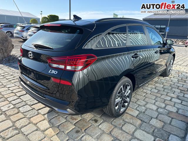 Hyundai / i30 Kombi / Schwarz / / / , Beispielbilder, ggf. teilweise mit Sonderausstattung