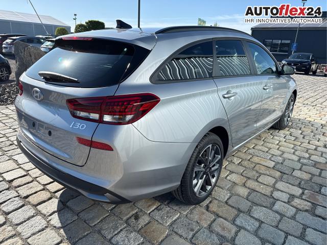 Hyundai / i30 Kombi / Silber / / / , Beispielbilder, ggf. teilweise mit Sonderausstattung