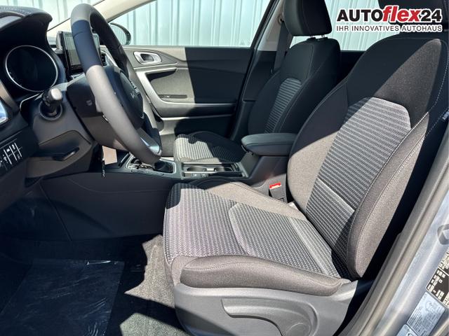 Kia / XCeed / Silber / / / , Beispielbilder, ggf. teilweise mit Sonderausstattung
