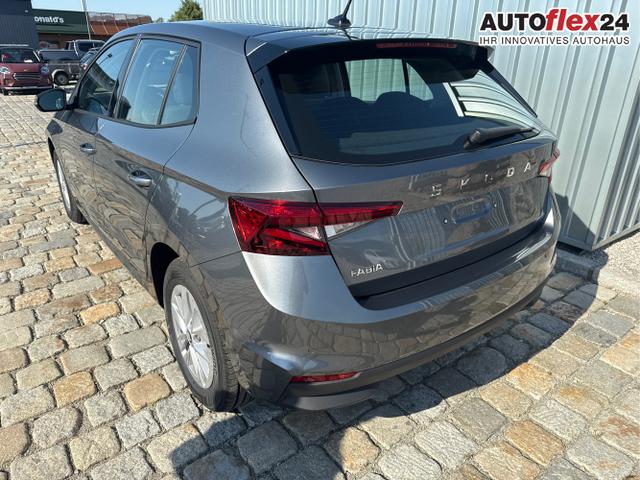 Skoda / Fabia / Grau / / / , Beispielbilder, ggf. teilweise mit Sonderausstattung