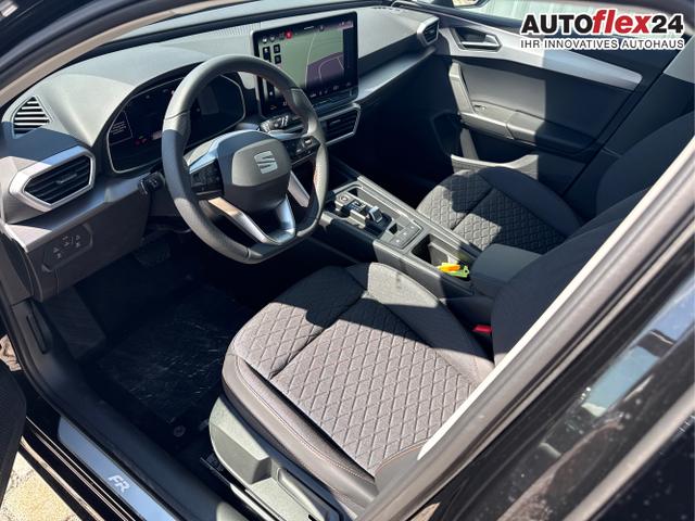 Seat / Leon Sportstourer / Schwarz / / / 