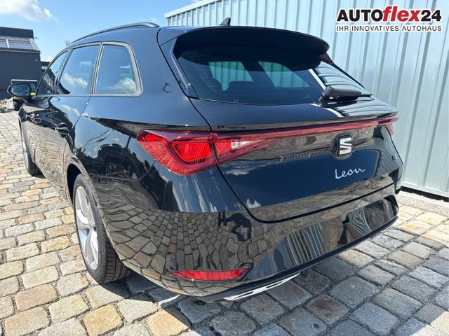 Seat / Leon Sportstourer / Schwarz / / / 