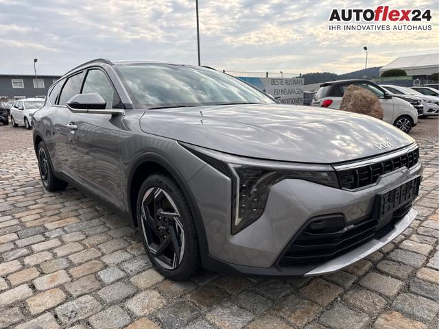 Kia / K4 Sportswagon / Silber / / / , Beispielbilder, ggf. teilweise mit Sonderausstattung