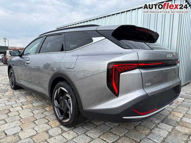 Kia / K4 Sportswagon / Silber / / / , Beispielbilder, ggf. teilweise mit Sonderausstattung