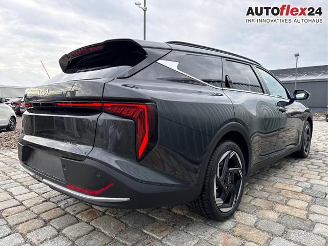 Kia / K4 Sportswagon / Silber / / / , Beispielbilder, ggf. teilweise mit Sonderausstattung