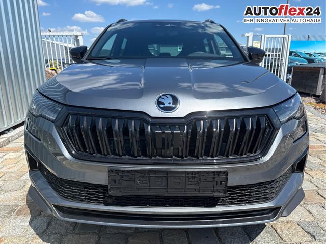 Vorlauffahrzeuge Skoda Karoq - Sportline 1,5 TSI 150 PS DSG -5 Jahre Garantie-Navi-4x Sitzheizung-Canton Sound-Anh&auml;ngerkupplung-LED-Matrix-AppleCarPlay-Android-Auto-ACC-Kessy-2-Zonen-Klimaautomatik-18''Alu-Sofort