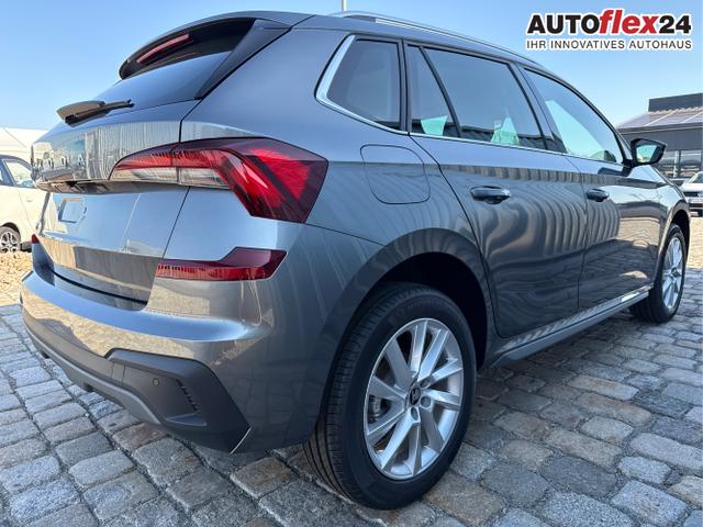 Skoda / Kamiq / Grau / / / 130 Jahre Premium Edition 1.5 TSI 150 PS DSG Anh&auml;ngerkupplung-AppleCarPlay-AndroidAuto-Winterpaket-Alcantara-DAB-Tempomat-Totwinkelassist-Kamera-SunSet-el.Heckklappe-17''Alu-Sofort, Beispielbilder, ggf. teilweise mit Sonderausstattung