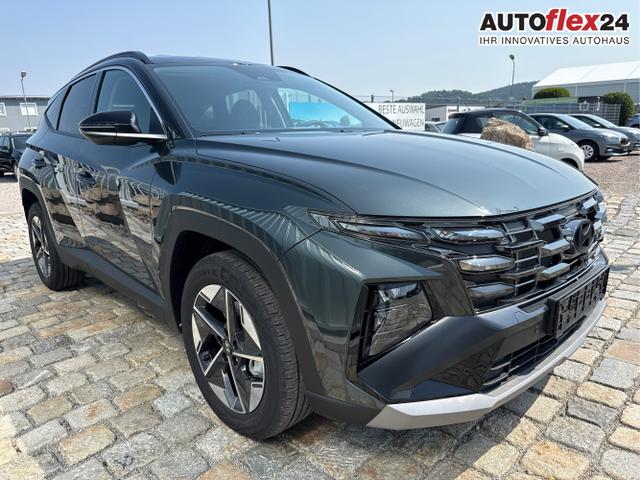 Hyundai / TUCSON / Gr&uuml;n / / / , Beispielbilder, ggf. teilweise mit Sonderausstattung