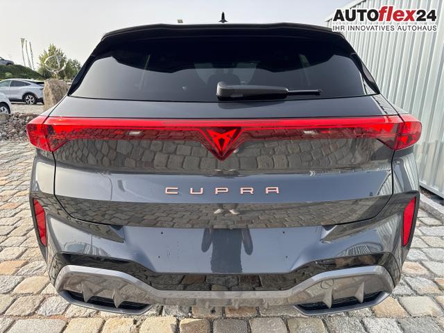 Cupra / Terramar / Grau / / / 