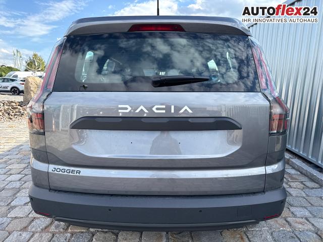 Dacia / Jogger / Grau / / / 