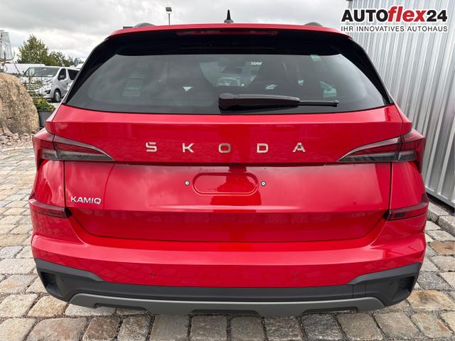 Skoda / Kamiq / Rot / / / , Beispielbilder, ggf. teilweise mit Sonderausstattung