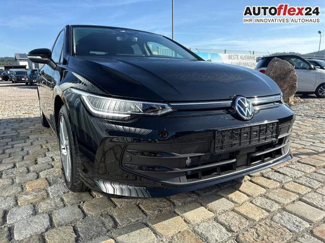Volkswagen / Golf / Schwarz / / / VIII PRIME 1.5 TSI eHybrid PHEV 150 KW-Park Assist-R&uuml;ckfahrkamera-3 Zonen Climatronic-Wireless App Connect-Sofort, Beispielbilder, ggf. teilweise mit Sonderausstattung