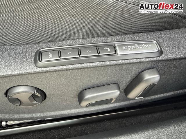 Volkswagen / Golf / Grau / / / 