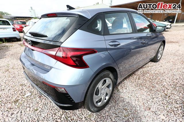 Hyundai i20 Select DCT MY26 Nav Kam PDC Klima Temp CarP 