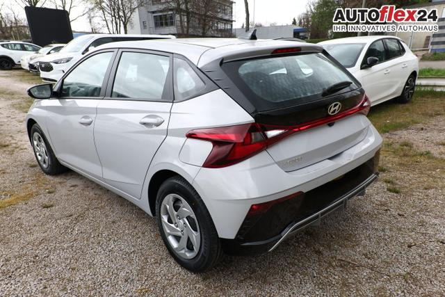 Hyundai i20 Select DCT MY26 Nav Kam PDC Klima Temp CarP 