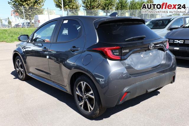 Toyota Yaris LED DigiC Privacy ACC Kam 16"LM CarPlay 