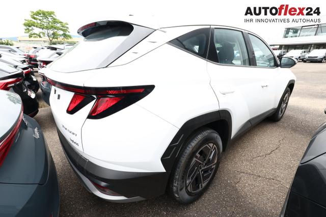 Hyundai TUCSON 1.6 HEV 215 DCT LED Nav Kam PDC Keyl LFA 