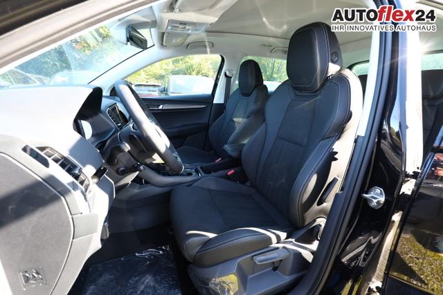 Skoda Karoq Selection TSI 150 DSG Pano AHK NavC SideA Leder ACC 