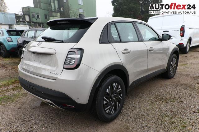 Fiat 600 MHEV 145 DCT LED Nav ACC Kam Keyl Klimaaut 