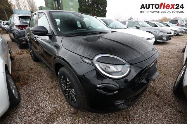 Vorlauffahrzeuge Fiat 600 - MHEV AT LED Nav ACC Kam Keyl Klimaaut