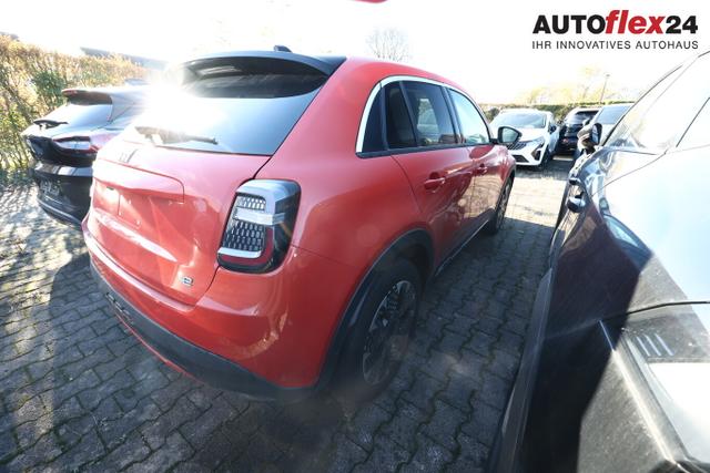 Fiat 600 La Prima 11kW-OBC W&auml;rmeP Massage Nav Keyl 
