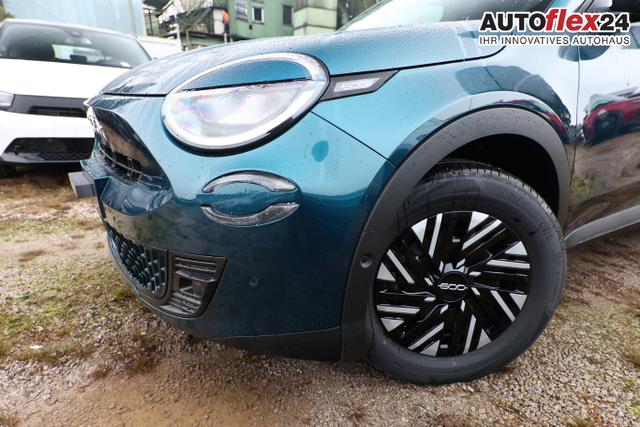 Fiat 600 MHEV 145 DCT LED Nav ACC Kam Keyl Klimaaut 