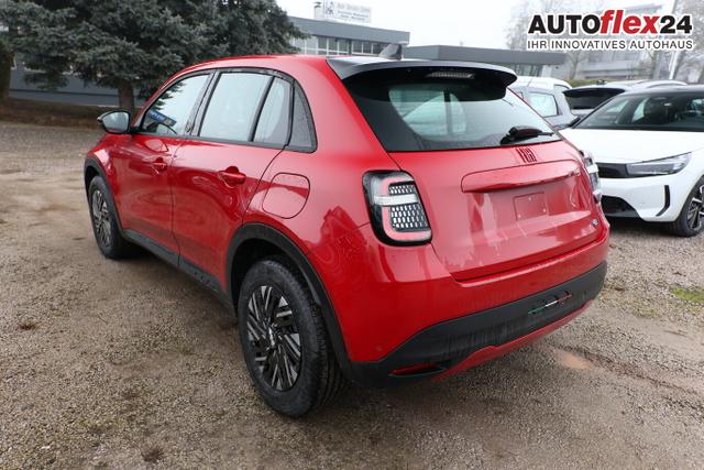 Fiat 600e RED 54kWh 11kW-OBC CarPlay W&auml;rmepumpe PDC 