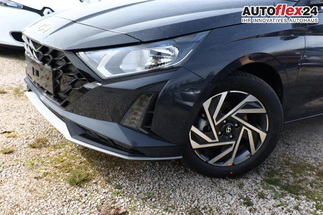 Hyundai i20 Select Navi DigCo 16Z CarPlay Kam PDC Temp 