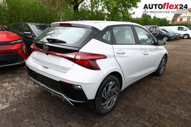 Hyundai i20 Select DCT Nav DigCo 16 CarPlay Kam PDC Temp 