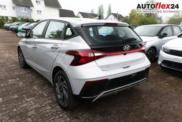 Hyundai i20 Select DCT Nav DigCo 16 CarPlay Kam PDC Temp 