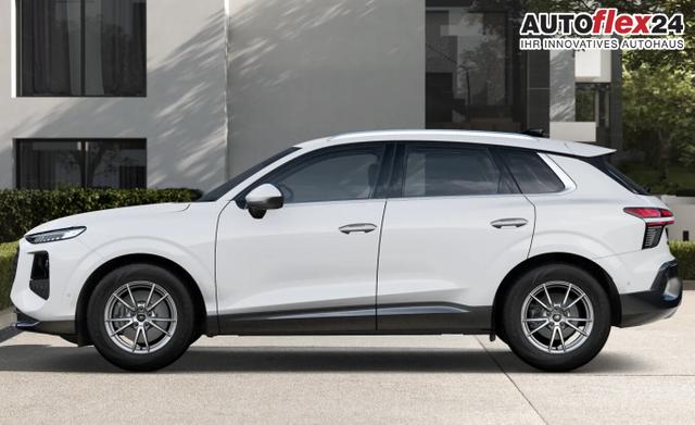 Vorlauffahrzeuge Audi Q3 - Intense neuesMod Tech LED  KlimaP MMI  Keyl ACC eHK