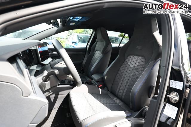 Volkswagen Golf R-Line VIII 1.5 TSI 150 LED ACC KeyL LM18Z 