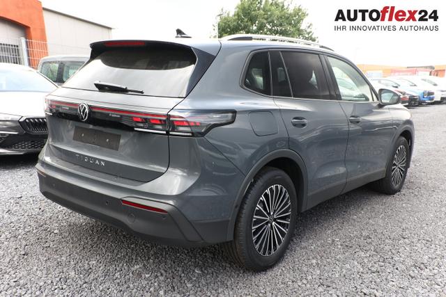 Volkswagen Tiguan DSG LED+ Pano Nav 5JGar IQ.DRIVE LM18Z 