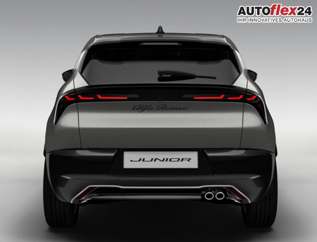 Alfa Romeo Junior Ibrida Sport Speciale TechP Matrix 18"LM 