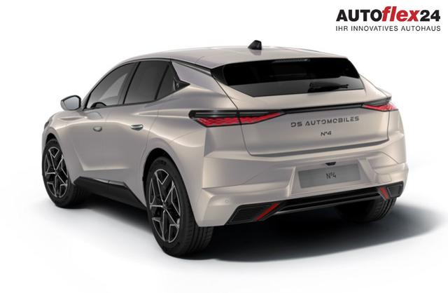 DS Automobiles N&ordm;4 &Eacute;toile Alcantara Hybrid eHK Matrix Massage 