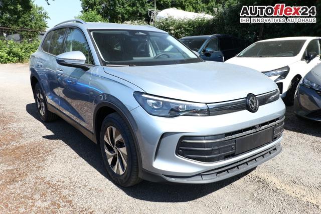 Vorlauffahrzeuge Volkswagen Tiguan - DSG LED  IQ.DRIVE SHZ 5JGar. Keyl 17Z ACC