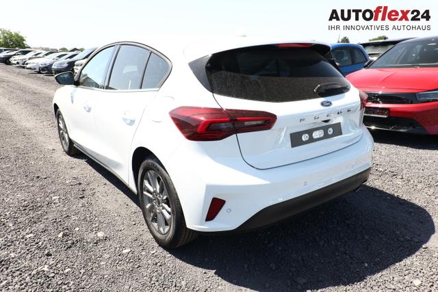 Ford Focus Titanium X ACC Nav LED Kam TotW KeyFree 
