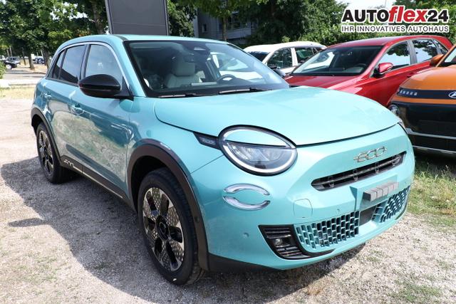 Vorlauffahrzeuge Fiat 600 - Hybrid La Prima SHZ eHK ACC Nav Kam 360&deg;PDC
