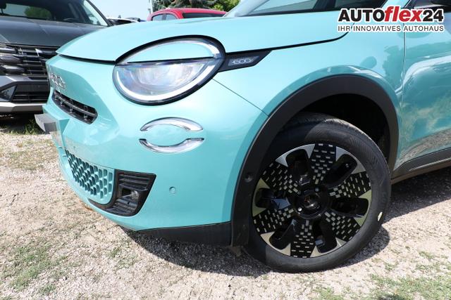 Fiat 600 Hybrid La Prima SHZ eHK ACC Nav Kam 360&deg;PDC 