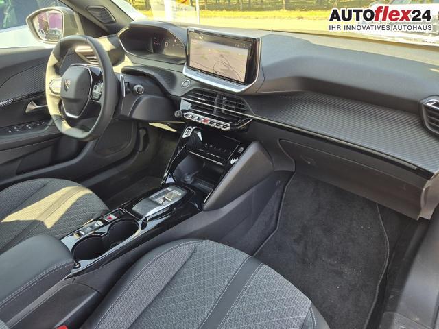 Peugeot 2008 Allure 1.2 PureTech 130 Aut. Nav PDC Temp 