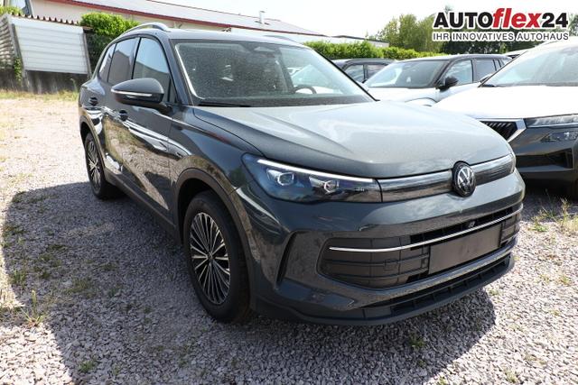 Vorlauffahrzeuge Volkswagen Tiguan - DSG LED  Pano Nav 5JGar IQ.DRIVE 18Z SHZ