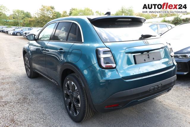 Fiat 600 Hybrid La Prima SHZ eHK ACC Nav Kam 360&deg;PDC 