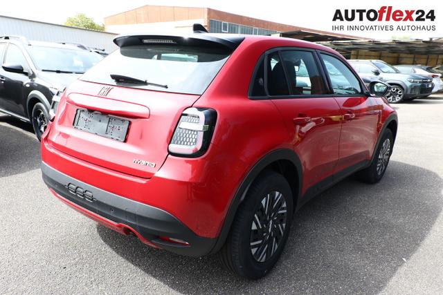 Fiat 600 Icon Hybrid SHZ Keyl Nav Kam 2xPDC LED DigC CarP 
