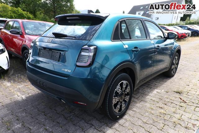 Fiat 600 Icon Hybrid SHZ Keyl Nav Kam 2xPDC LED CarP 