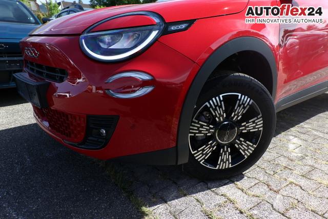 Fiat 600 Icon Hybrid SHZ Keyl Nav Kam 2xPDC LED CarP 