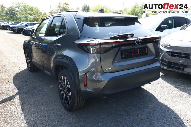 Toyota Yaris Cross LED Nav Smartkey 17" Privacy ACC 